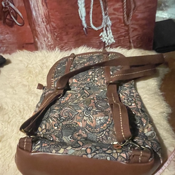 New??? Sakroots canvas backpack/crossbody bag - Picture 4 of 16